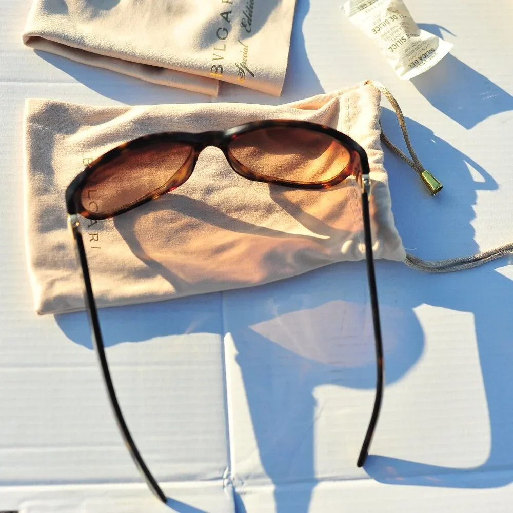 BVLGARI Sunglasses Gently Used Brown Tortoise Plastic Frame Round Gem Hingis